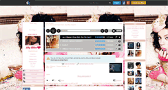 Desktop Screenshot of glamholliwood.skyrock.com